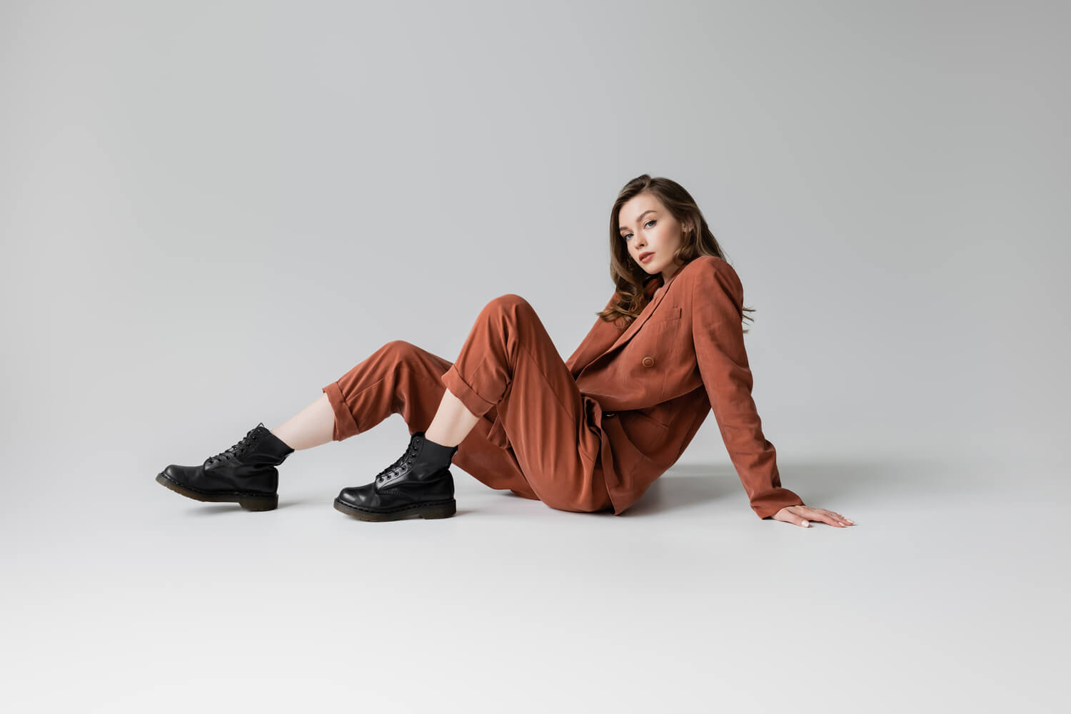 full-length-of-trendy-model-with-brunette-and-wavy-5UERQGS.jpg